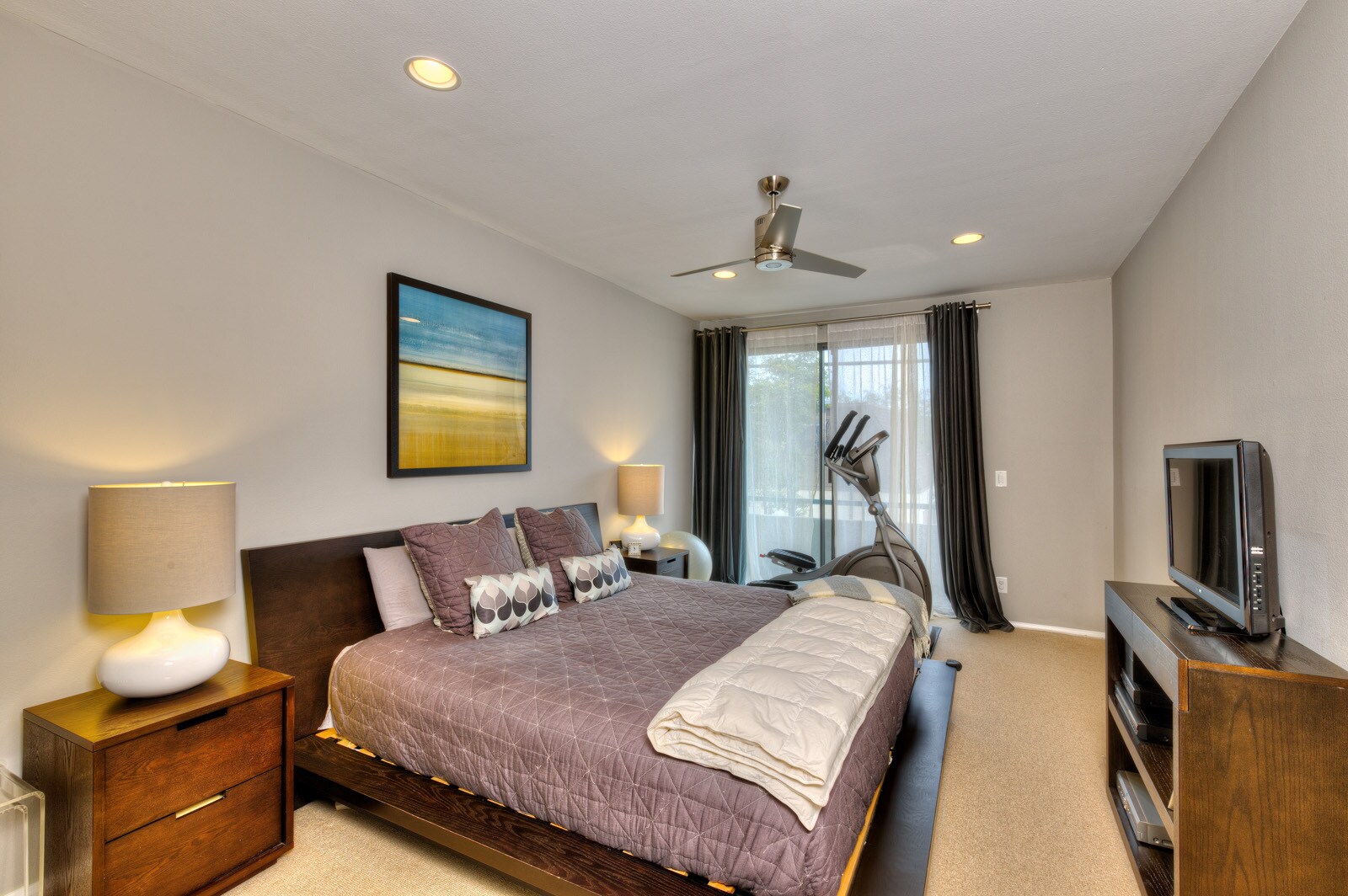Building Photo - 2663 Centinela Ave