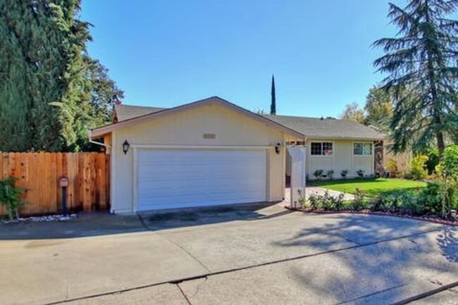 Building Photo - 5415 Comstock Ct