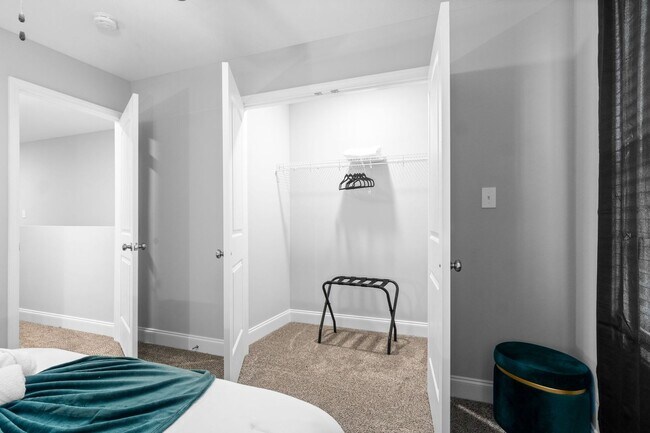 Building Photo - Modern Comforts in Clarksville – Stylish 2...