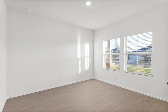 Building Photo - 153 Rodney Boat Rd