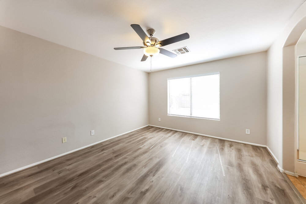 Building Photo - 13273 W Mauna Loa Ln
