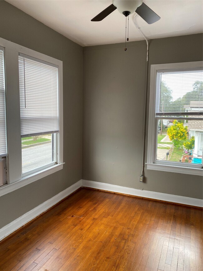 Building Photo - 3628 Avenue O