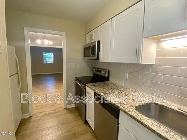 Building Photo - 6371 New Market Way
