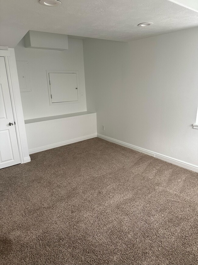 Building Photo - 5778 Ballerina Way