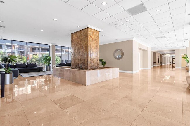 Building Photo - 1865 Brickell Ave