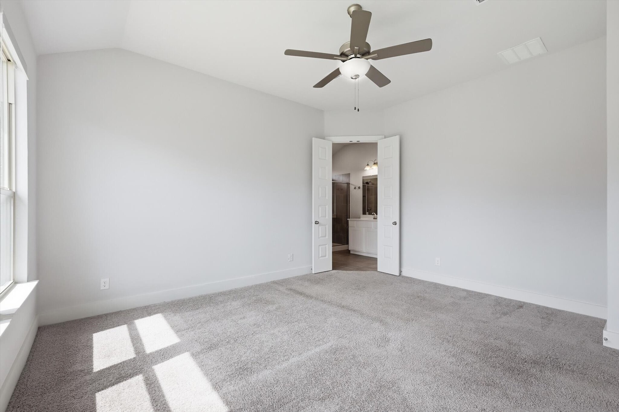 Building Photo - 1861 Arbor Dr