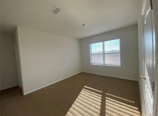 Building Photo - 2336 White Poppy Dr