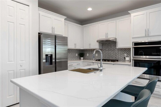 Building Photo - 223 O'keeffe Cir