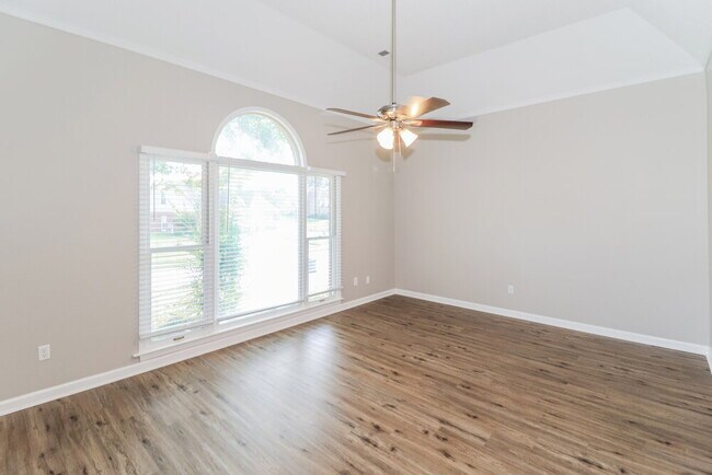 Building Photo - 2443 Minda Path