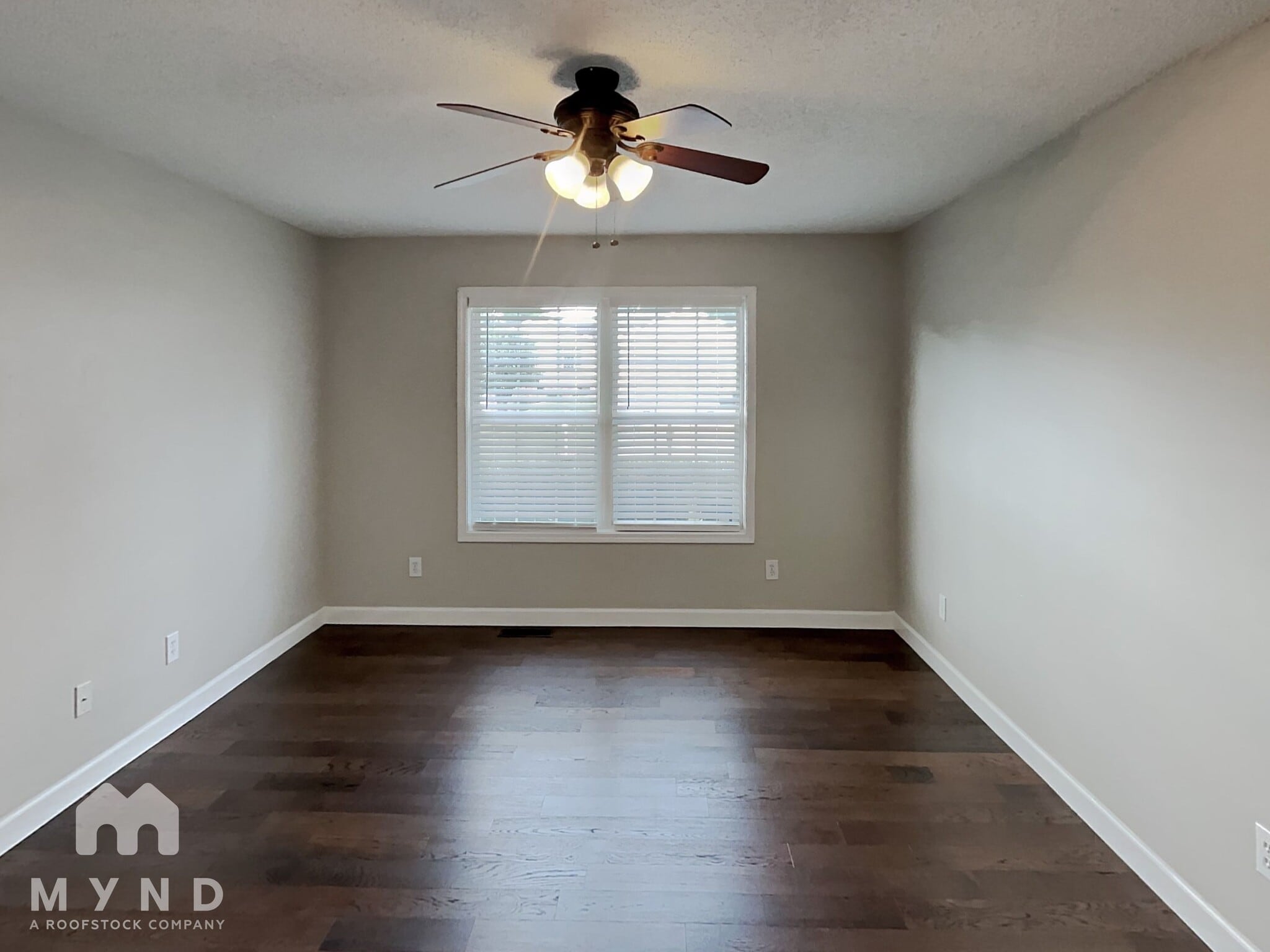 Building Photo - 608 Helms Dr