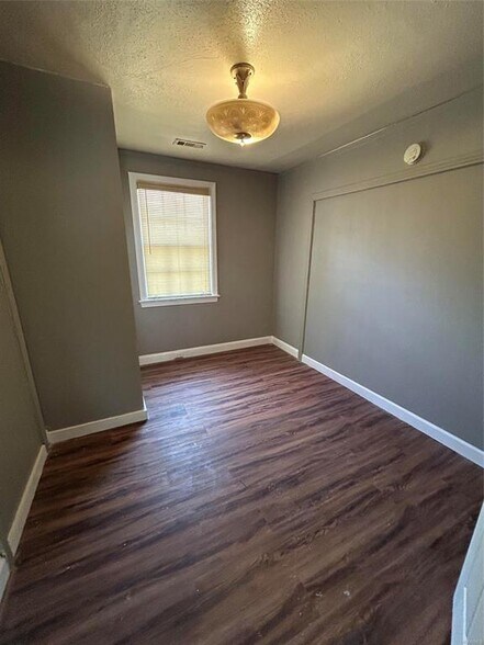 Building Photo - 3616 Gaston Ave