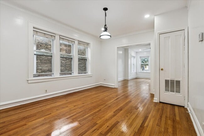 Building Photo - 6724 N Campbell Ave