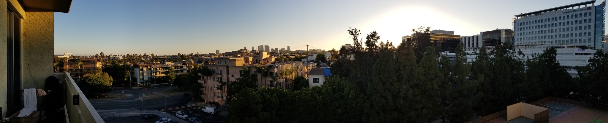 Building Photo - 321 S San Vicente Blvd