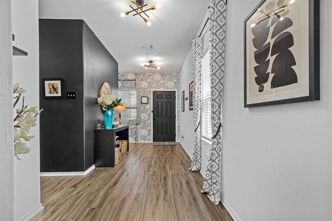 Building Photo - 414 Geode Glen