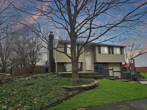 Building Photo - 7620 Snowflake Dr