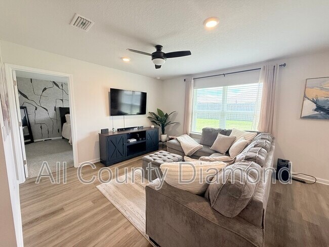Building Photo - 5116 Sienna Dr