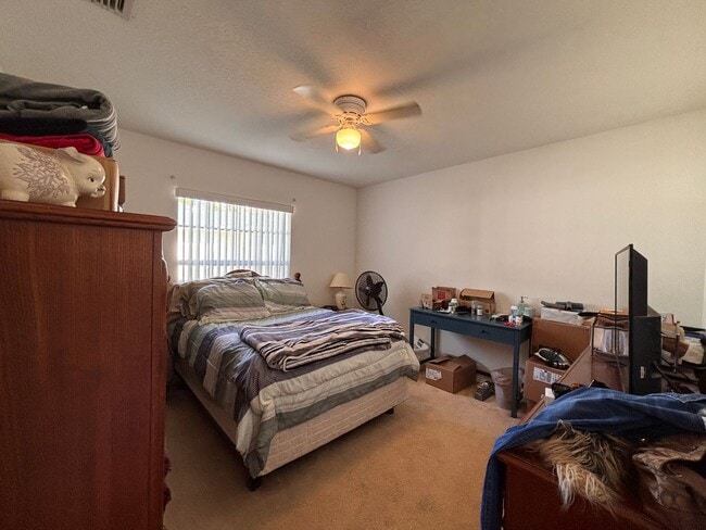 Building Photo - 3 BR 2 BA 2 Car Garage Duplex -  Annual Rental -  Sebastian FL