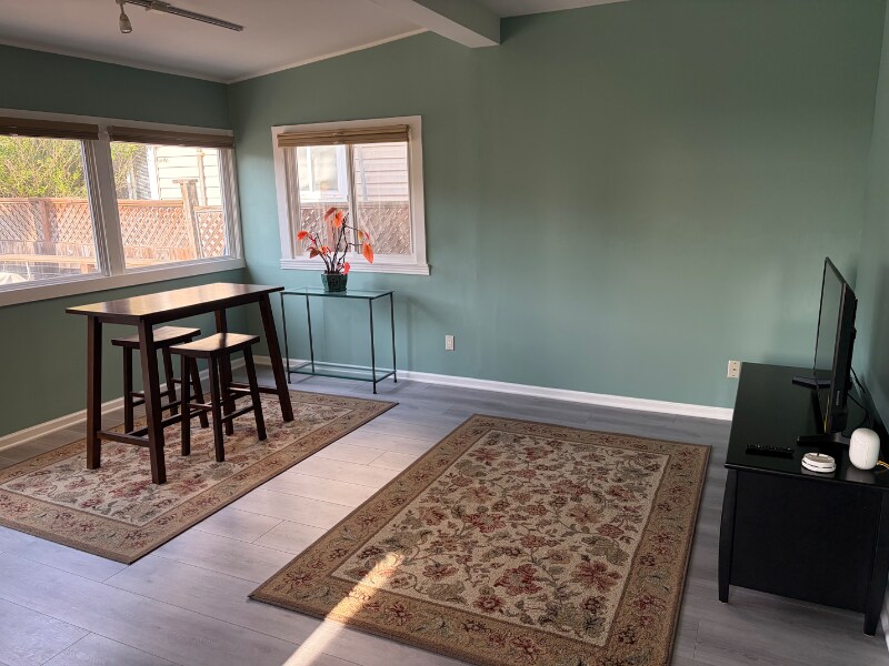 Building Photo - 536 Arlington St