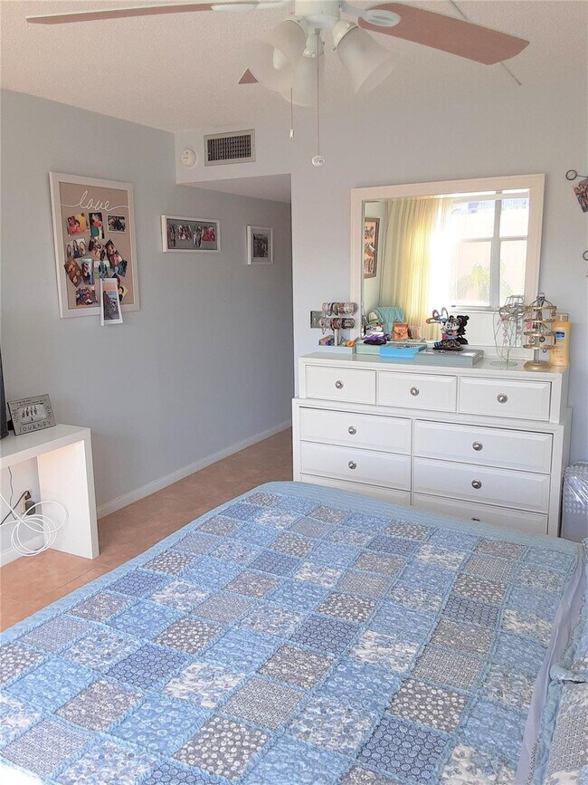 Building Photo - 777 S Federal Hwy