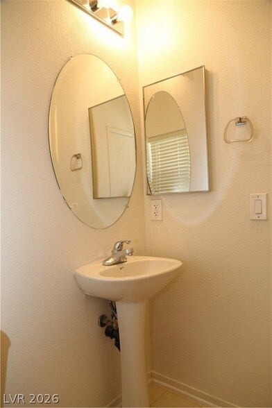 Building Photo - 4780 Double Down Dr