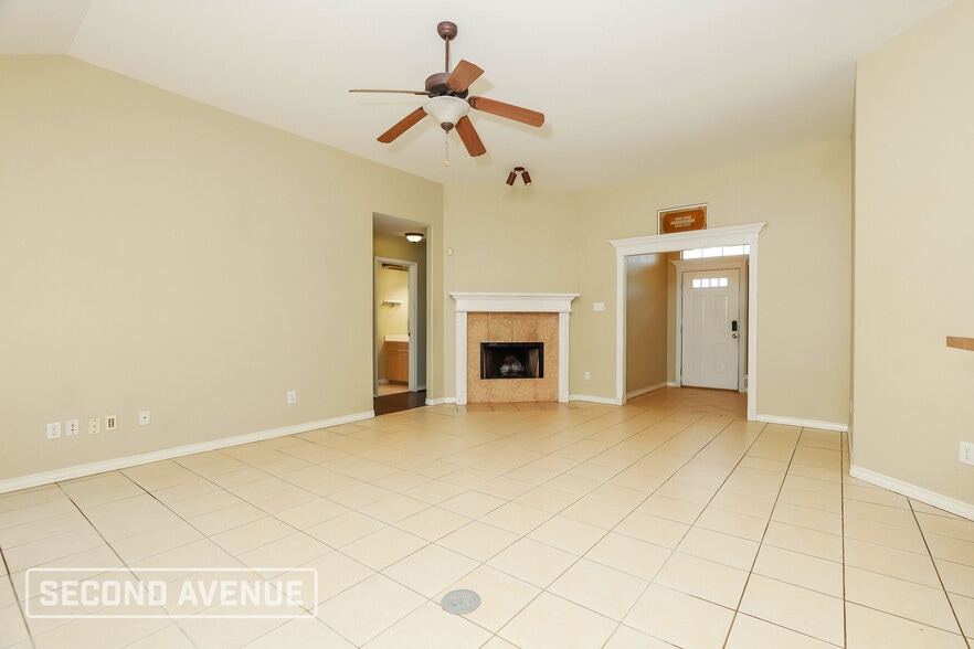 Building Photo - 7021 San Benito Dr