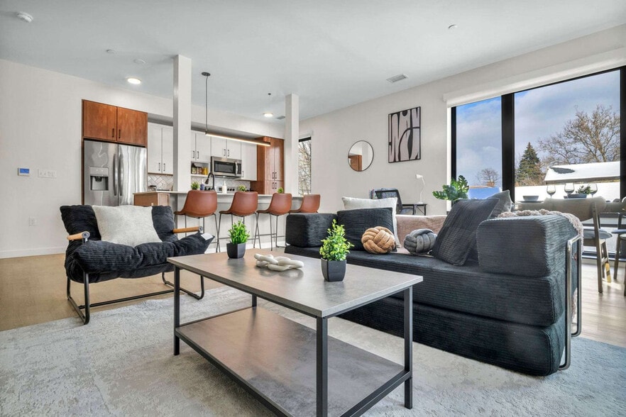 Building Photo - 2189 Cornell Rd