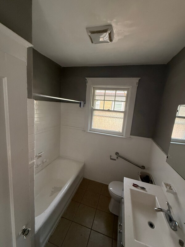 Building Photo - 672 N Fred Shuttlesworth Cir