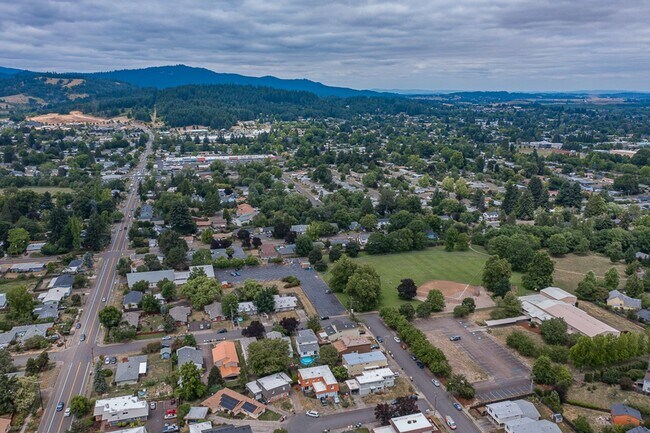 Building Photo - 415-01 Krasilovsky