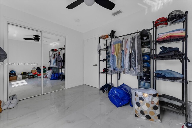 Building Photo - 6924 NW 8th Ct