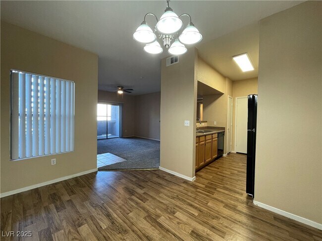 Building Photo - 45 Maleena Mesa St