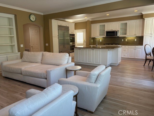 Building Photo - 9 Bayleaf Ln