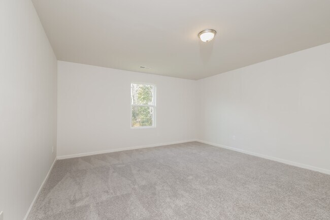 Building Photo - 6386 Century Ln