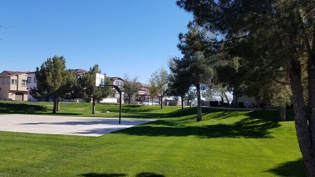 Building Photo - 14870 W Encanto Blvd