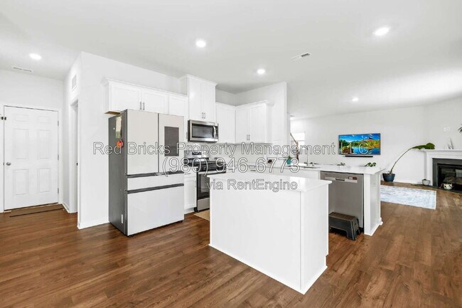 Building Photo - 10820 Tuff Ln
