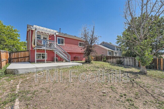 Building Photo - 11516 W 102nd Pl