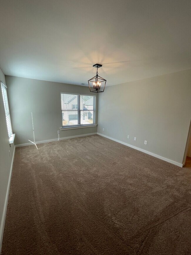 Building Photo - Home for Rent in Calera, AL!!! Available to View with 48 Hour Notice!!!