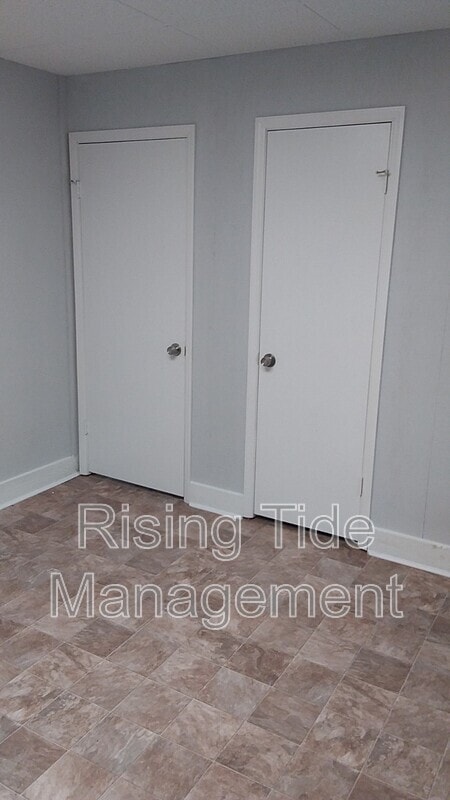 Building Photo - 508 Wood Terrace NE