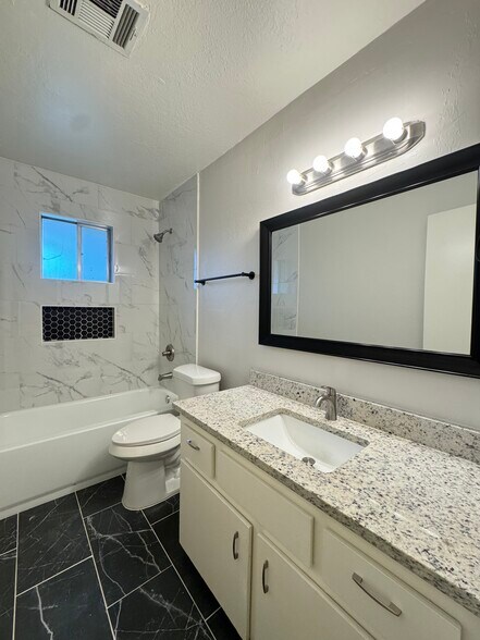 Building Photo - 8140 NW 28th St