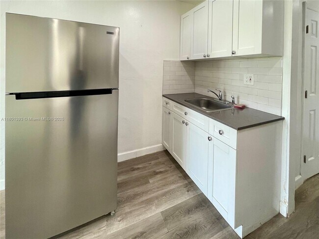 Building Photo - 26741 SW 139th Ave