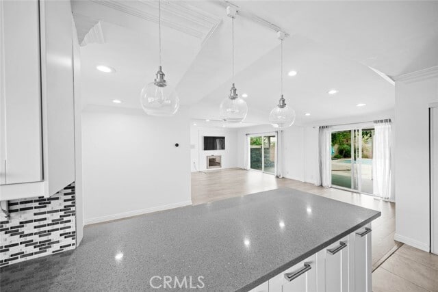 Building Photo - 10515 Valjean Ave