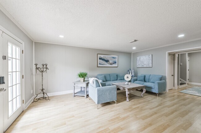 Building Photo - 14111 Misty Meadow Ln