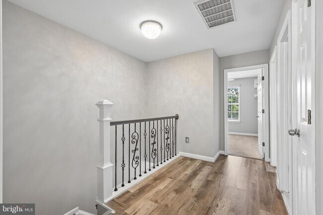 Building Photo - 21534 Iredell Terrace