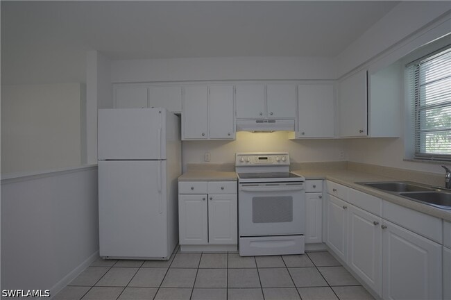 Building Photo - 1193 S Alhambra Cir