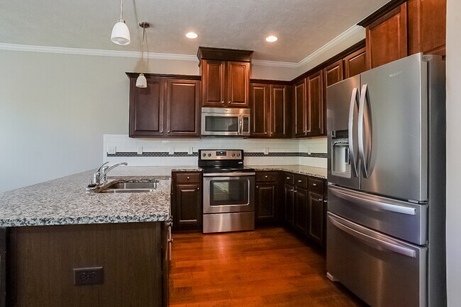 Building Photo - 463 Brantley Cove Cir