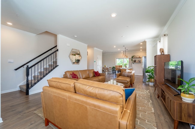 Building Photo - 6612 Bullrush Ct