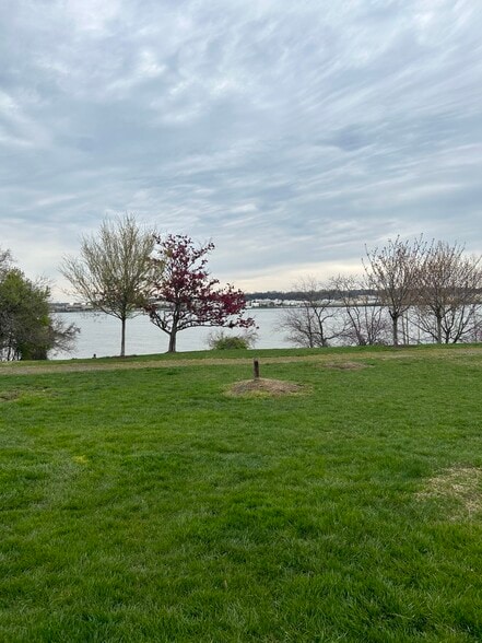 Building Photo - 925 N Fairfax St