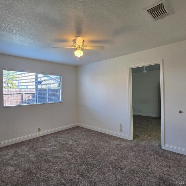 Building Photo - 1506 Casa Loma Way