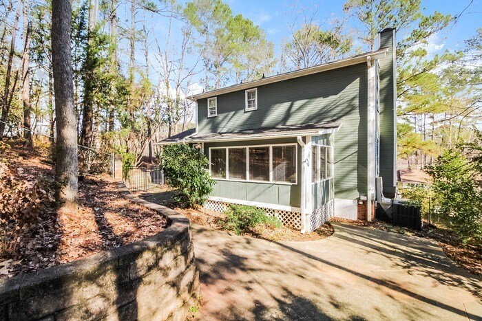 Building Photo - 252 Ripley Station Rd