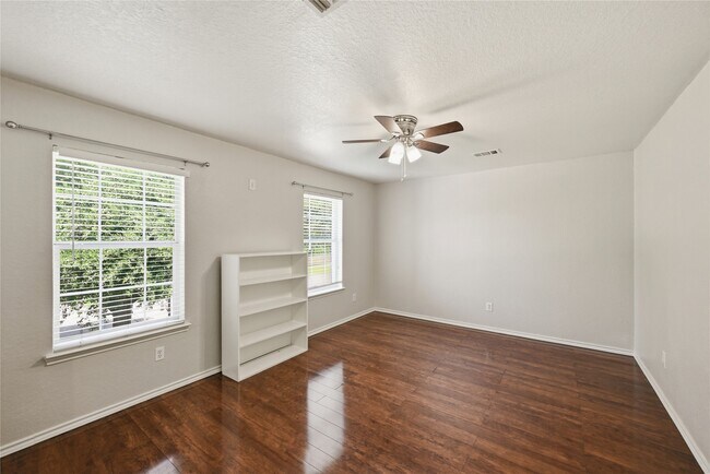 Building Photo - 7827 Raven Creek Ln