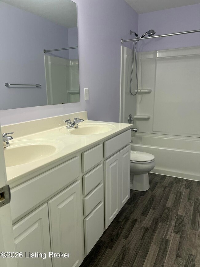 Building Photo - 5057 Tealwood Dr
